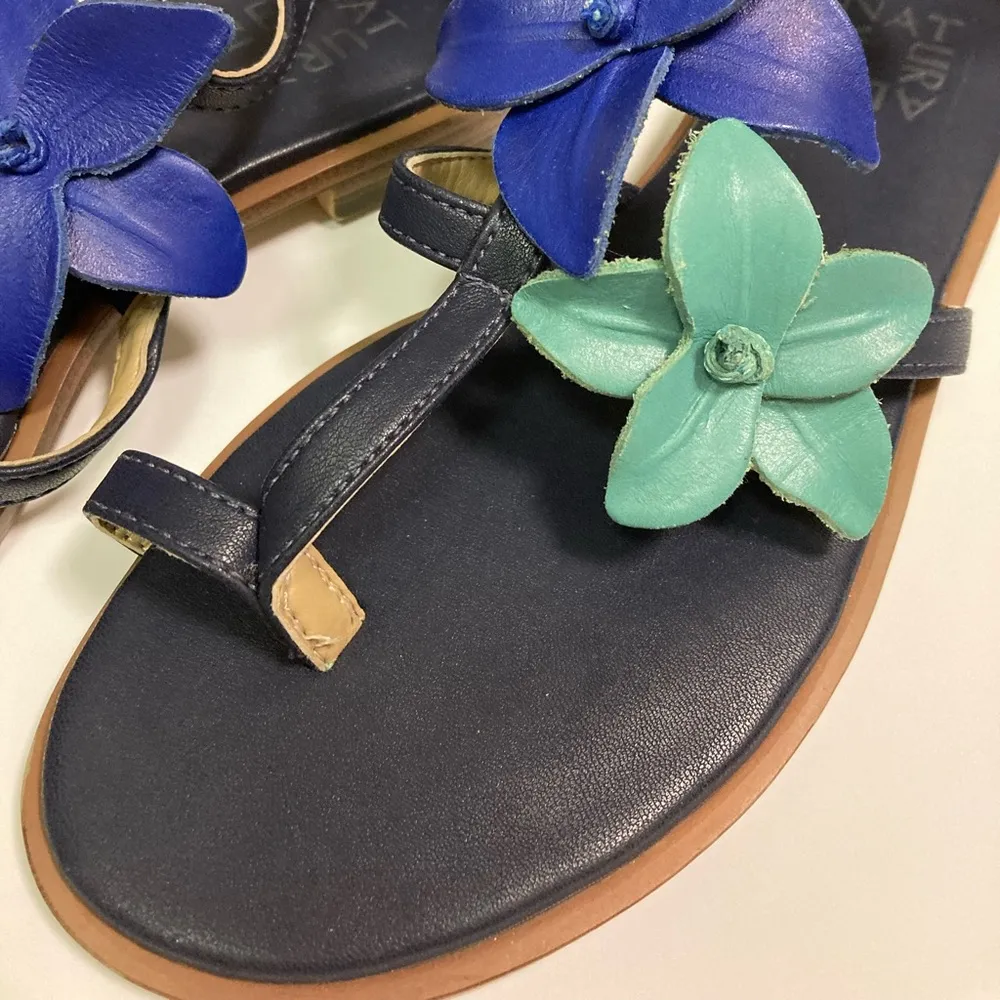 NWOT super cute adorable sandals - Image 5