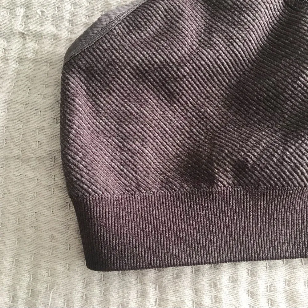 New NUX Racerback Sports Bra High‎ Neck Shredded Cutout Halter Back Gray Small - Image 3