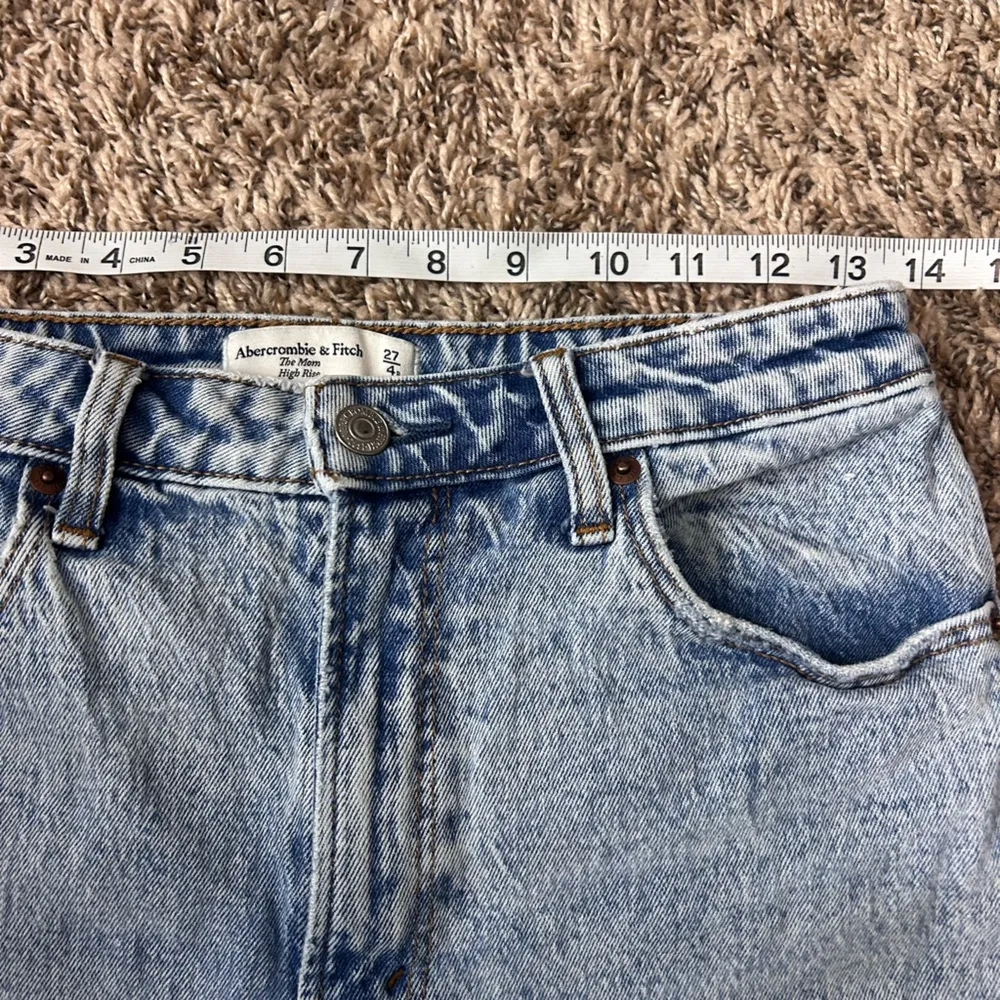 Curve Love The Mom High Rise Denim Jeans Sz 27 4 light wash - Image 6