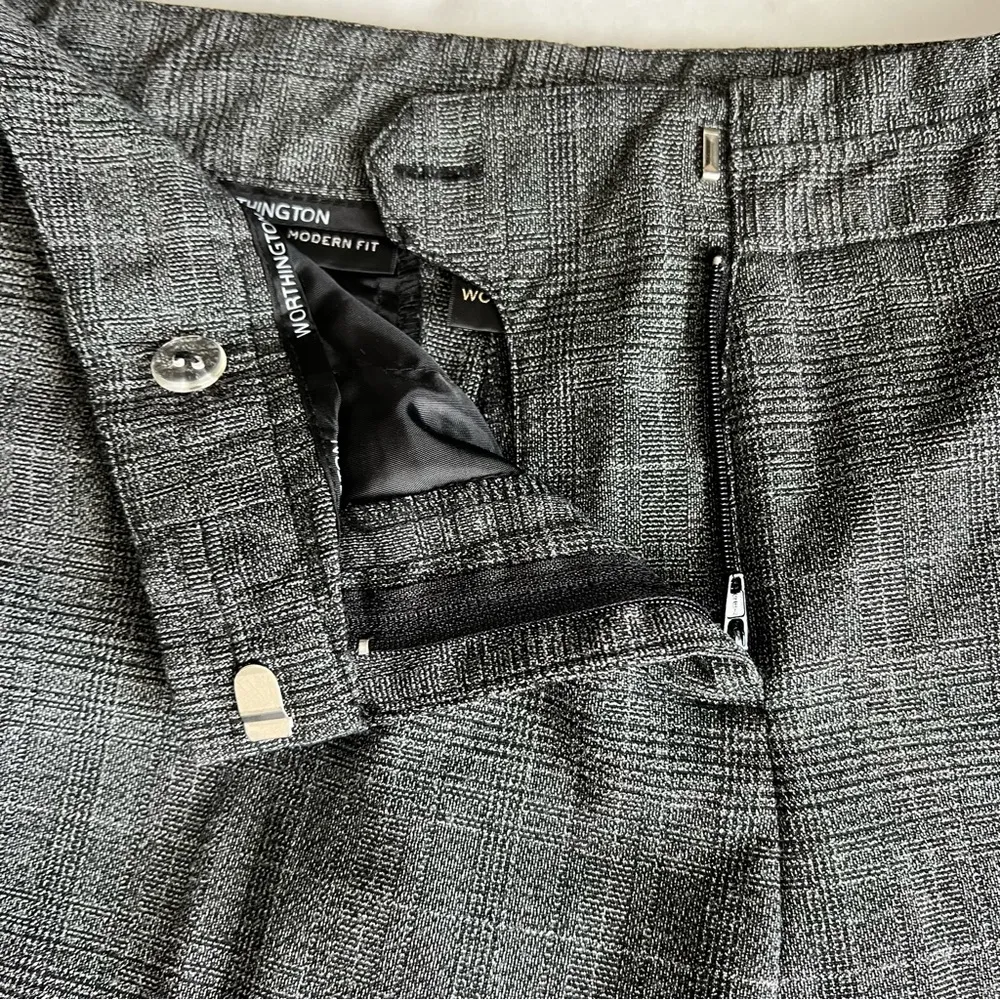 modern fit trousers in charcoal gray plaid size 4 - Image 5