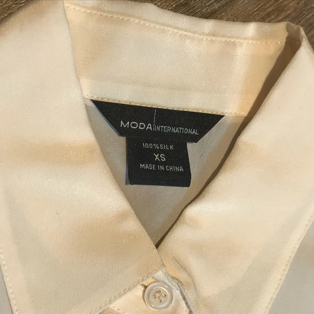 Sheer Sleeveless Blouse - Image 3