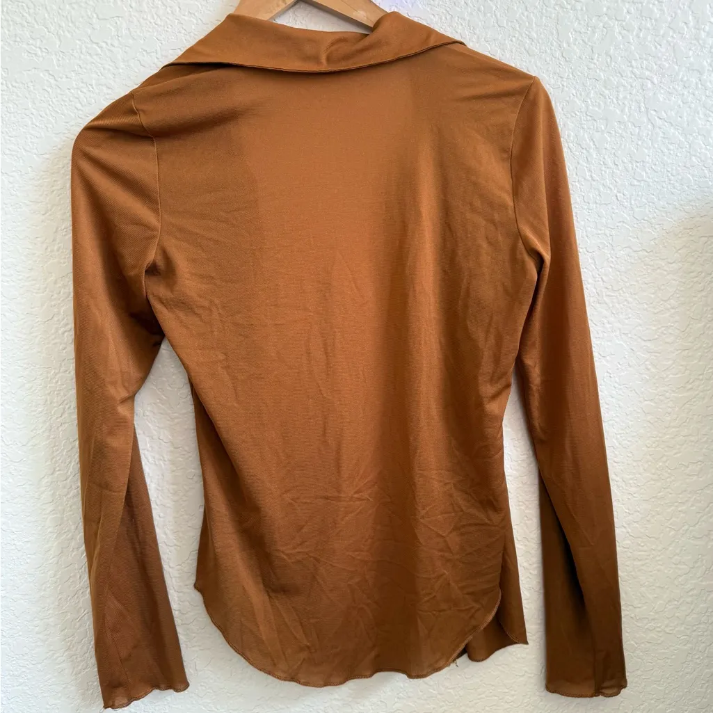 Wilfred Aritzia Slightly Sheer Pose Long Sleeve Button Down Collar Top Blouse S - Image 9