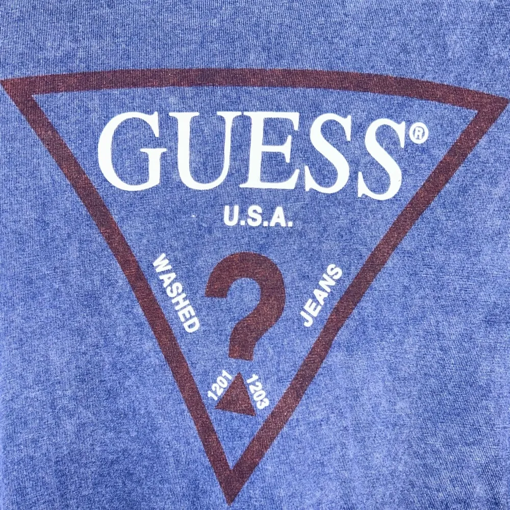 GUESS Women’s Tshirt Size M - Image 2