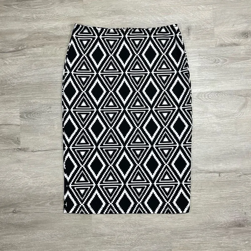 Bobeau Geometric Print Pencil Skirt Women’s Size Small - Image 3