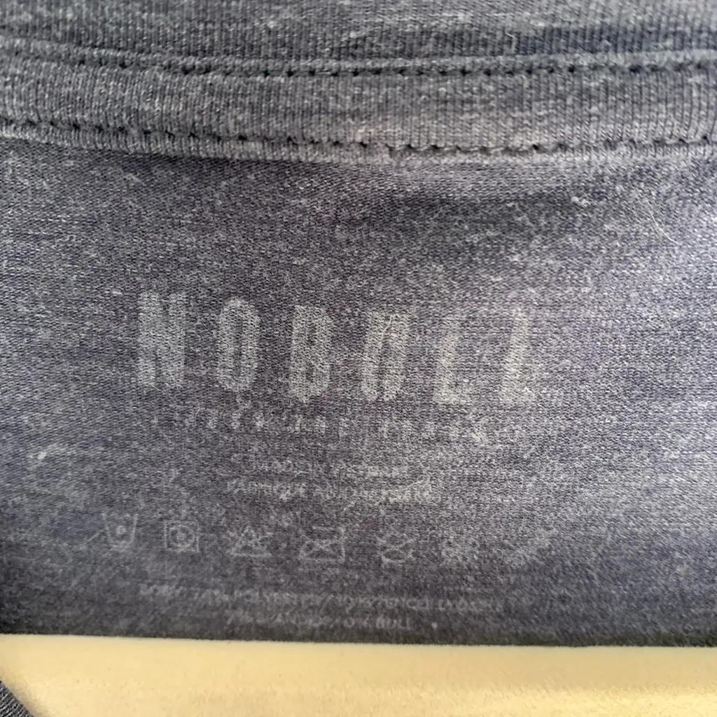 Gray no bull tshirt - Image 4