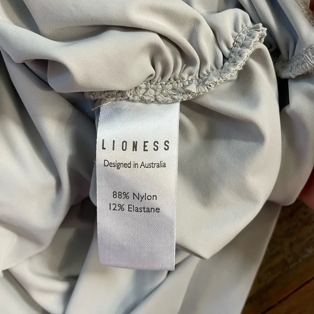 Lioness Glory Gray Long Sleeve Stretch Rose Detail Mini Dress - Sz XXL 💚🎀 - Image 11