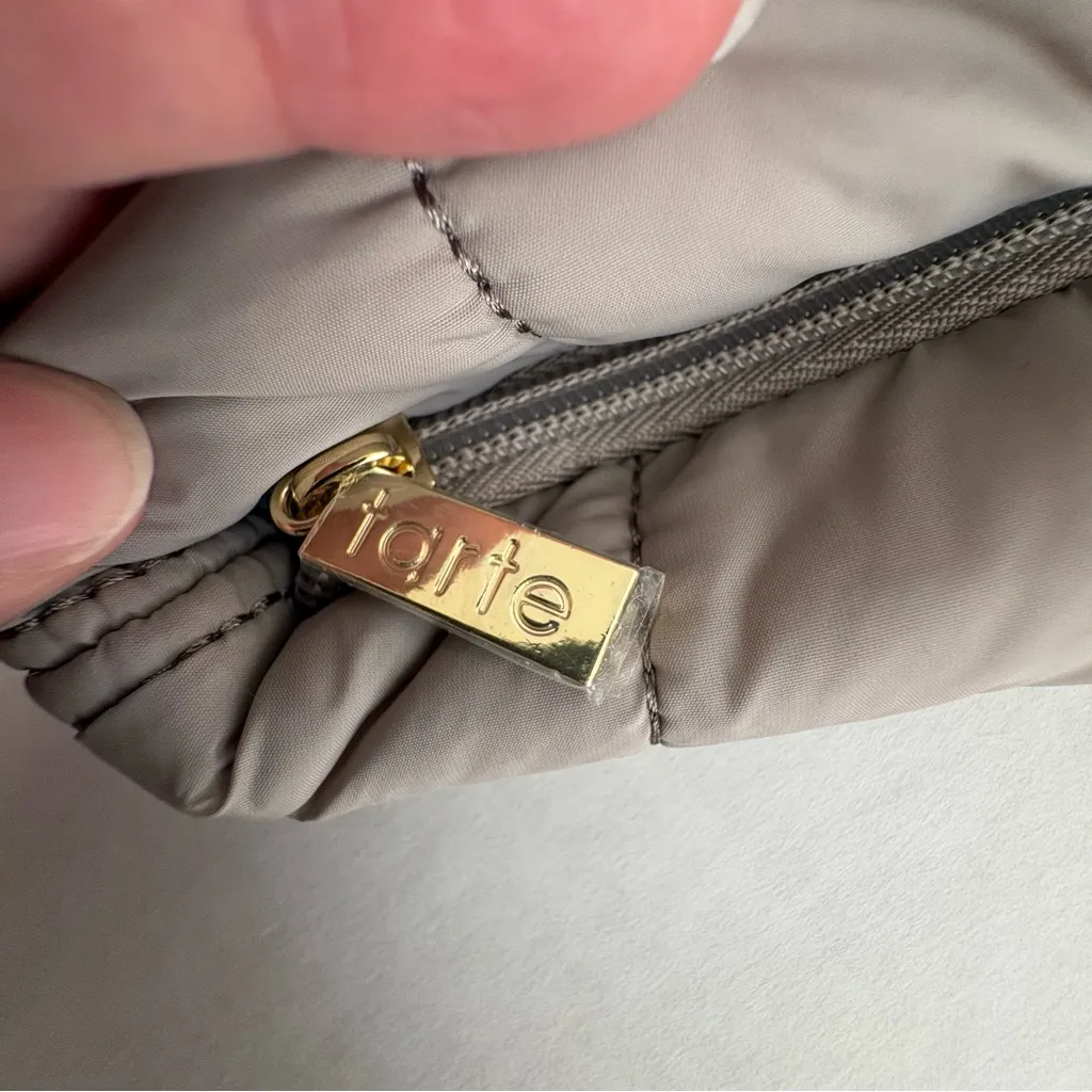 Tarte Quilted Puffy Makeup cosmetic travel bag Gray - Image 2