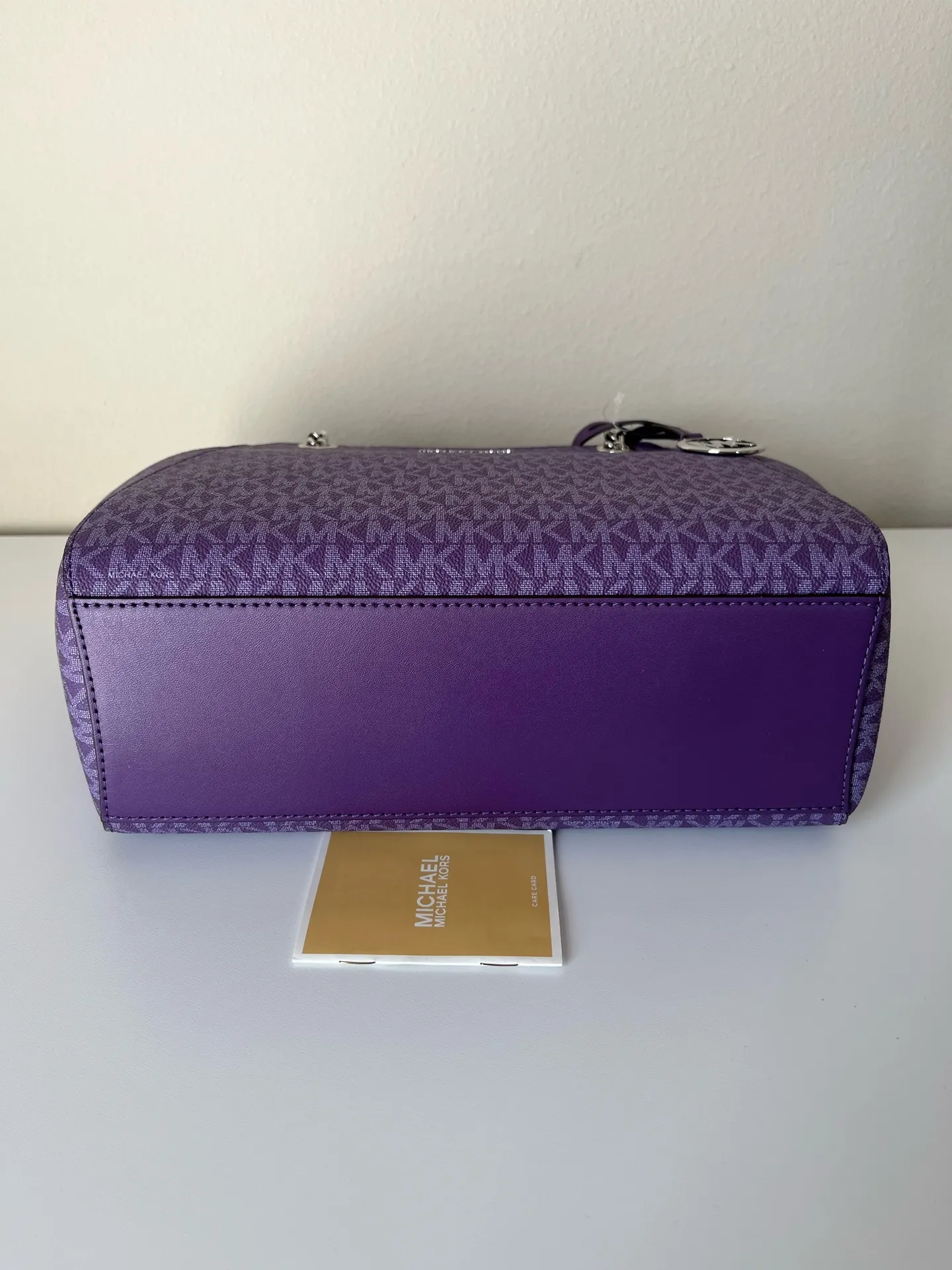 Michael Kors Jet Set Travel Large Chain Shoulder Tote - Image 4