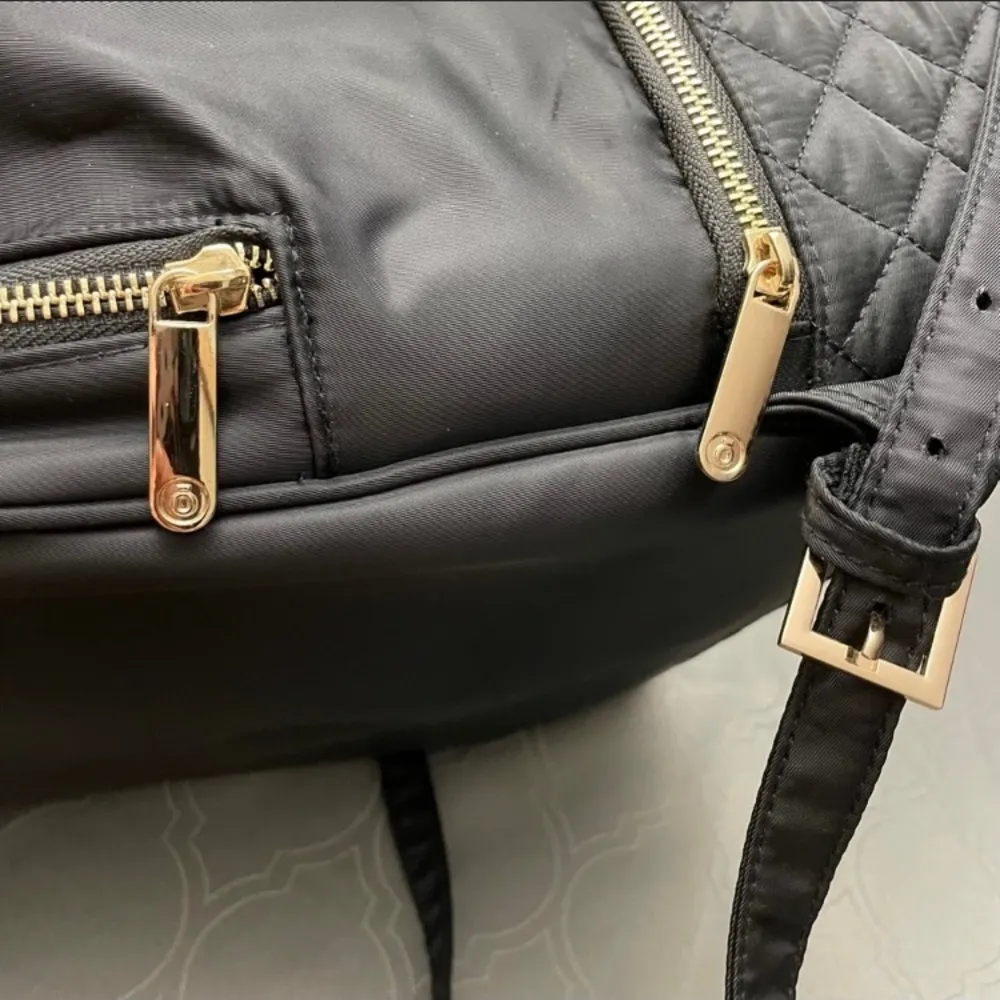 dōTERRA Classy Black gold accents Backpack essential oil holder tablet travel - Image 5