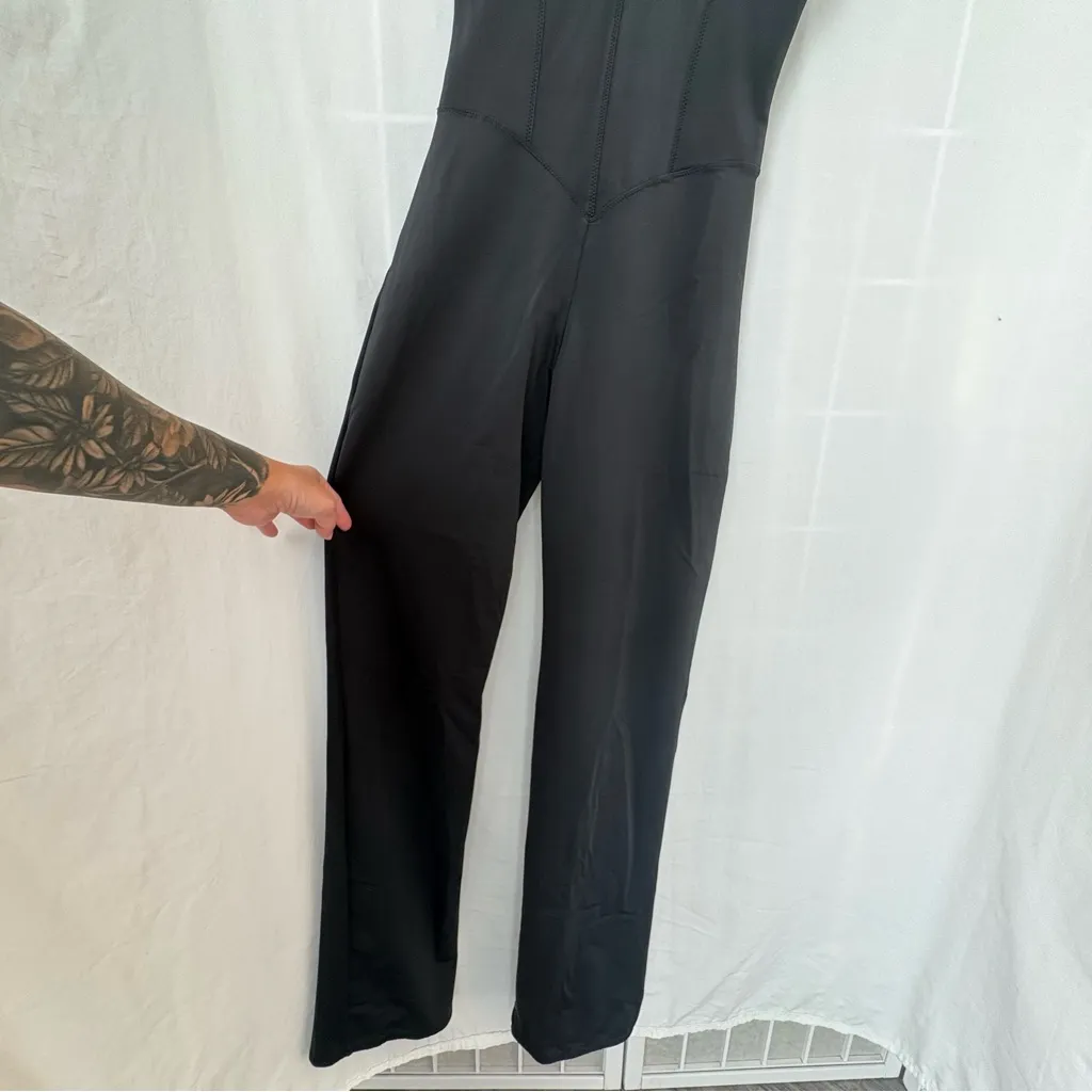 NWT SKIMS Glam Catsuit onyx black small - Image 8