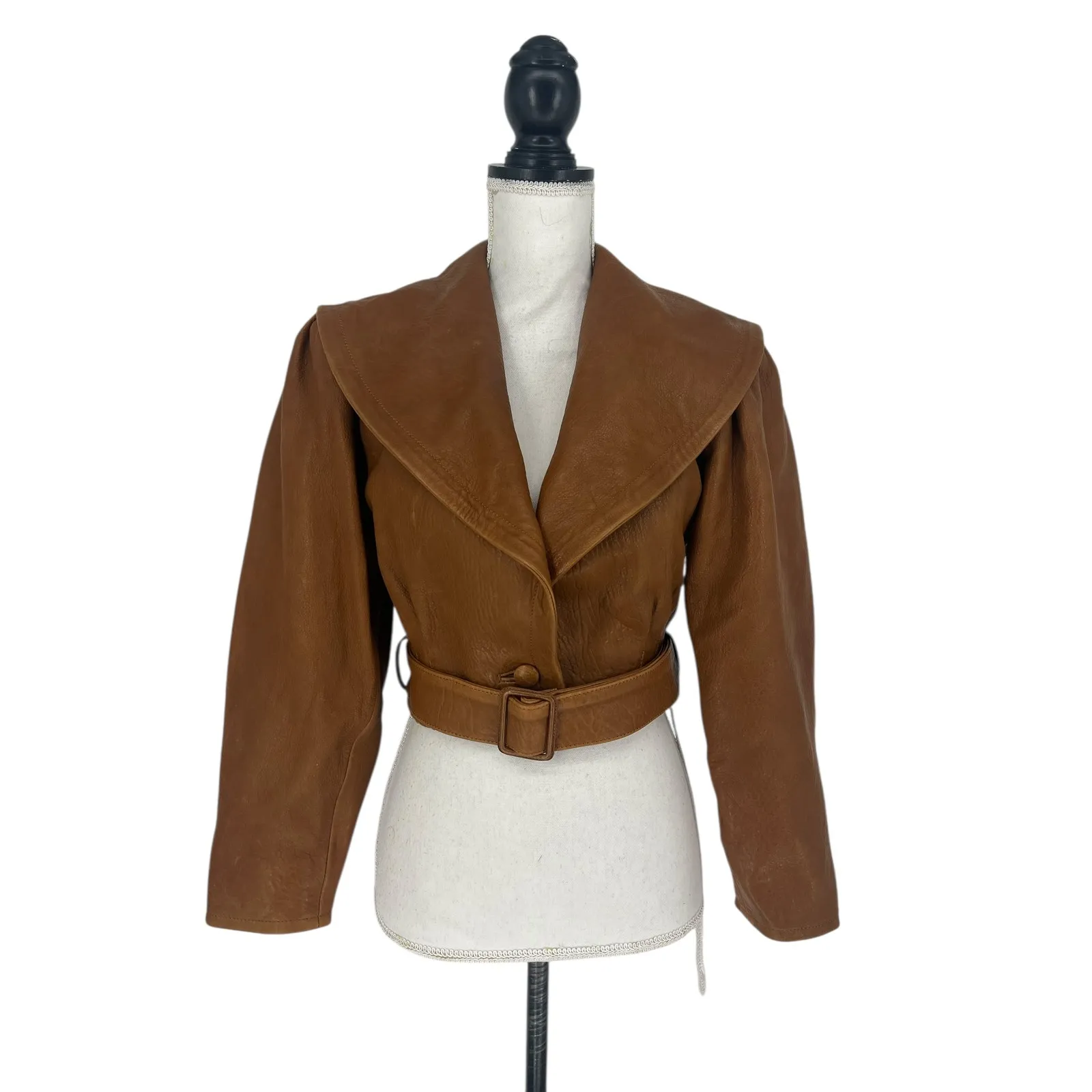 FRAME Cropped Pebbled Leather Belted Jacket - Image 3