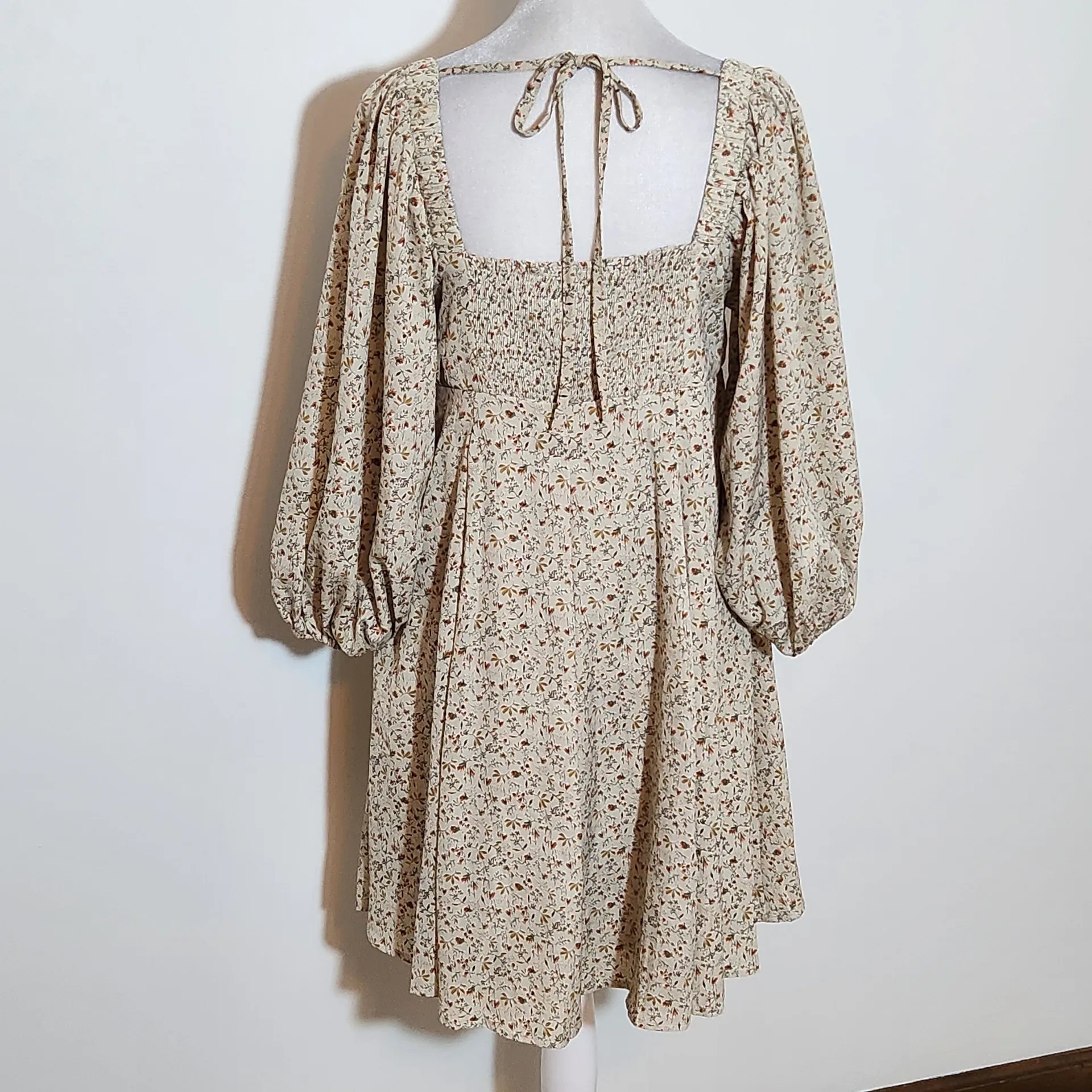 She + Sky Cream Floral Mini Dress with Full Sleeves Sz Small Wedding Guest Dress Brown - Image 5