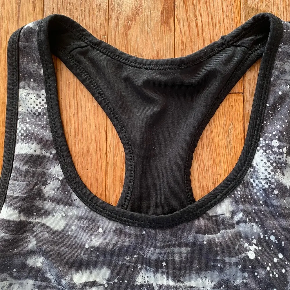black gray white athletic racerback sports bra Size M - Image 2