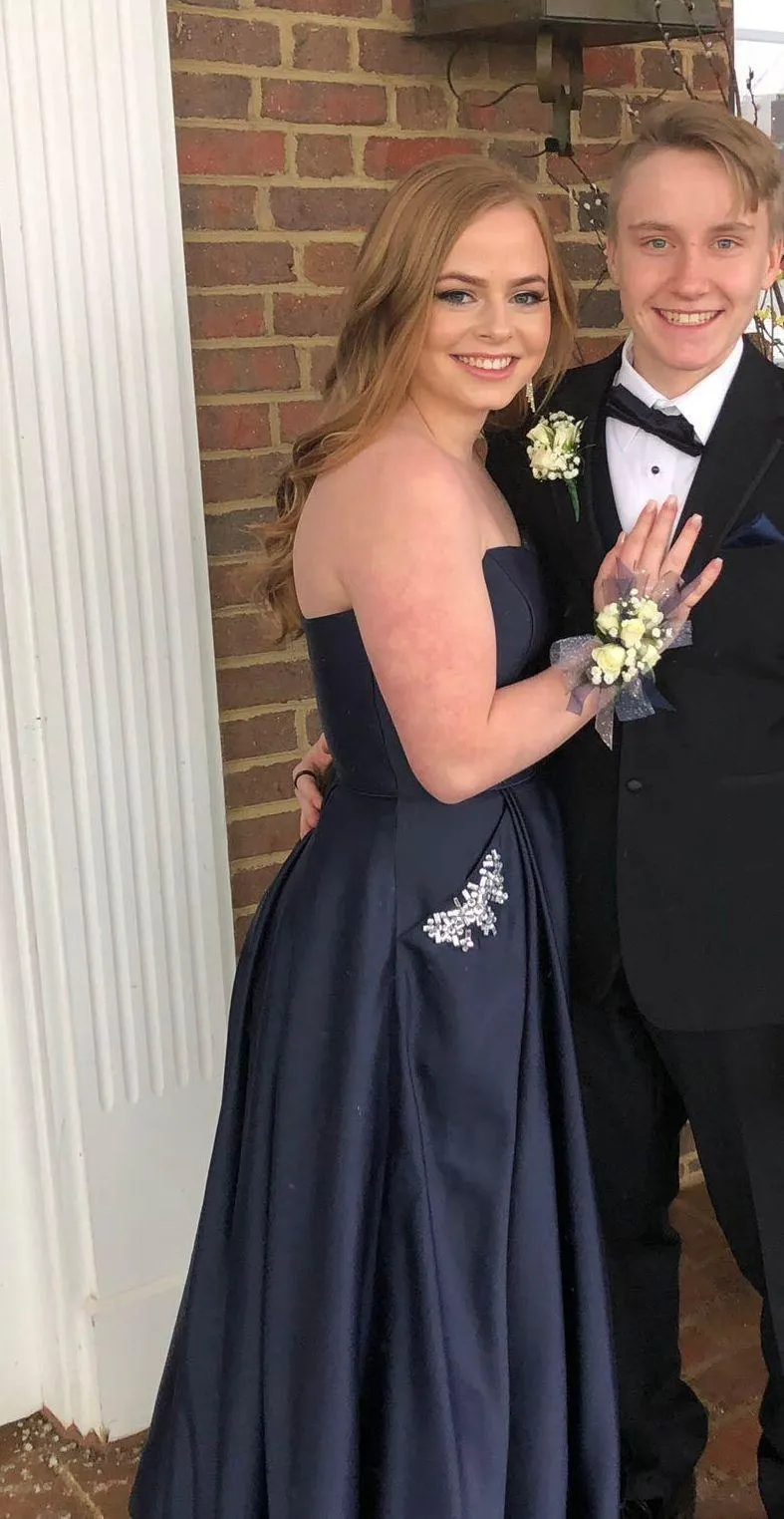 Prom Dress For Sale - Image 3