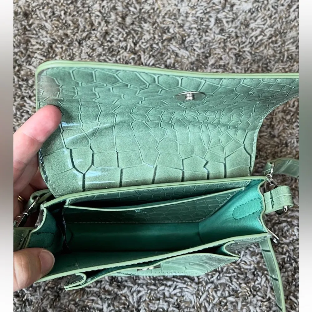 Anthropologie Caymen Petite Crossbody Bag - Image 7