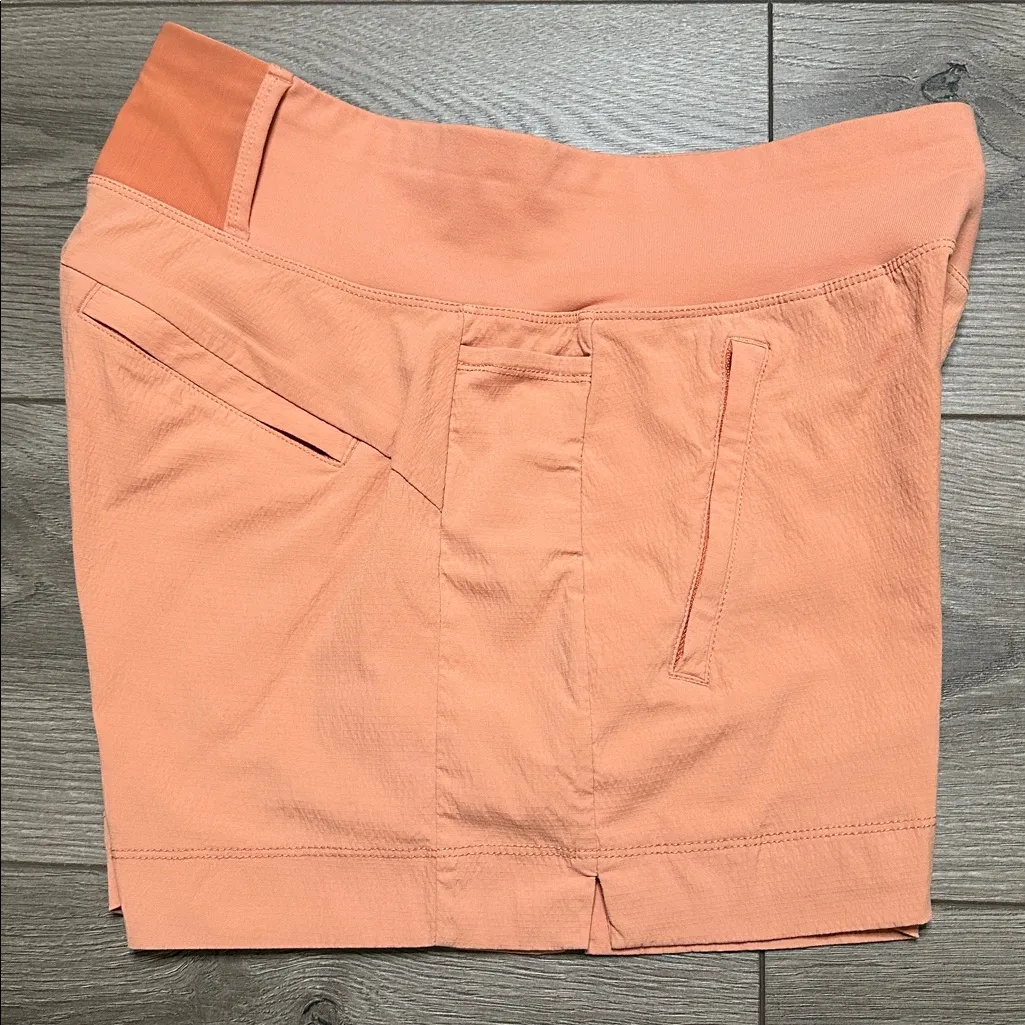 Athleta Trekkie North Mid Rise Stretch Hiking Casual Shorts Orange Size 6 - Image 2