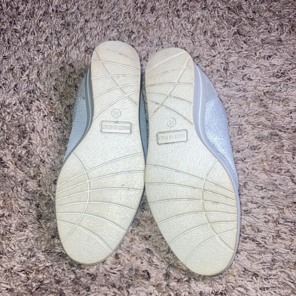White, Silver, Gray, Sequence, Hush Puppies Sneakers Made in Italy Size 36 - Image 10