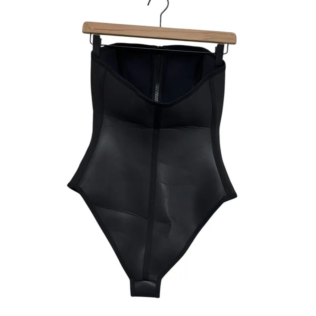 NWT SKIMS Rubberized Scuba Swim Strapless One Piece in Onyx - Size M - Image 5