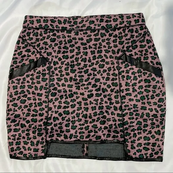 New  Leopard Faux Leather Step Hem Mini Skirt Trixie Pink Black - Image 6