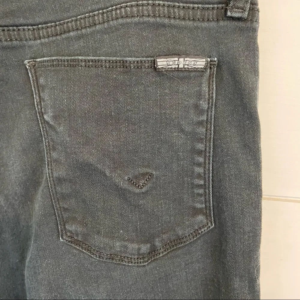 Hudson Black/Navy Blue Distressed Krista Ankle Super Skinny Jeans. Size … - Image 9