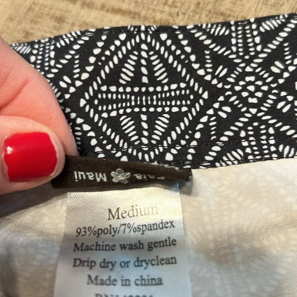 Ripskirt Hawaii True Wrap Skirt Size M Black White Geometric/Tribal print Size M - Image 5