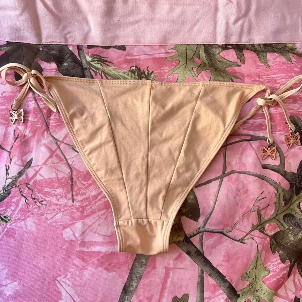 vintage tan orange bikini bottoms with gold butterfly charms - Image 6