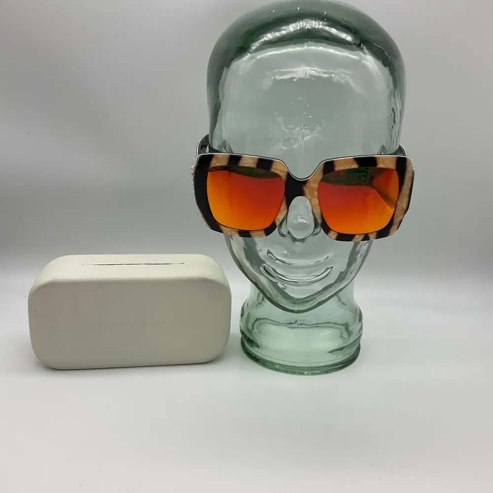 MARC JACOBS LIMITED EDITION CHEETAH PRINT SUNGLASSES - Image 9