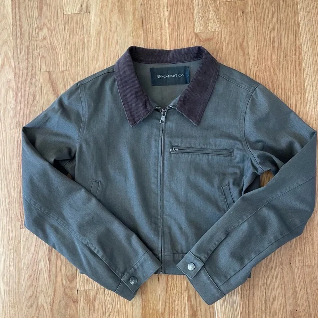 Reformation  Kinsley denim cropped bomber - Image 3