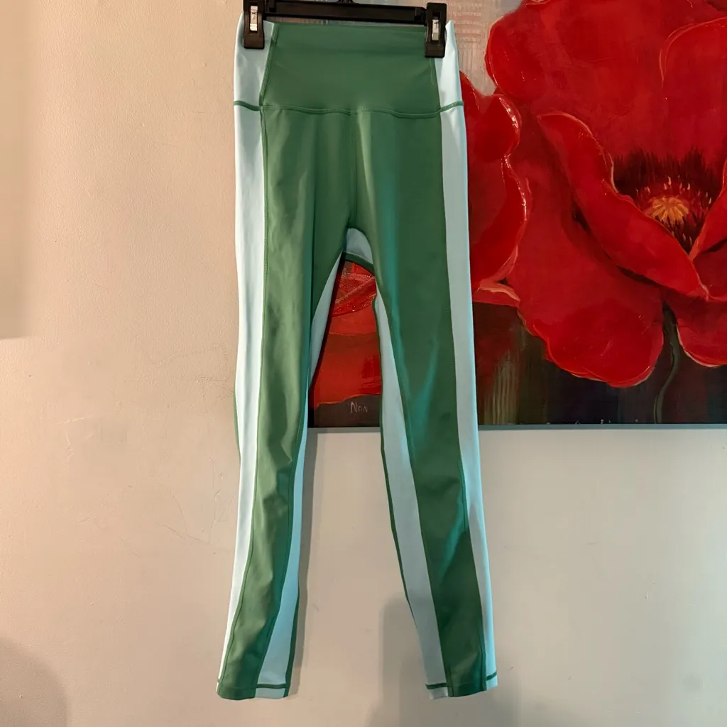 Wilo The Label Green Apple Blue Stripe Yoga Leggings Women Sz XS Pants - Image 4