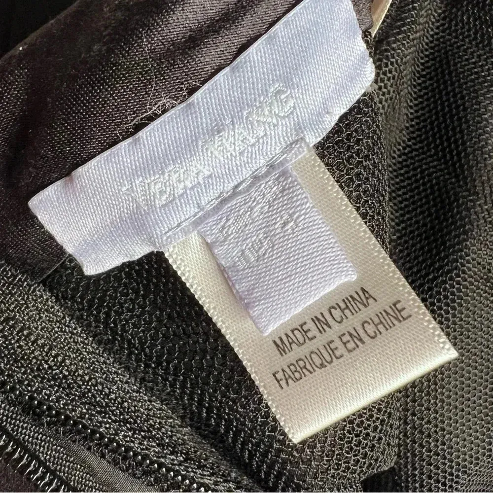 Vera Wang Black Silk Strapless Pocket Dress with Rhinestone Belt Size 4 - Image 12