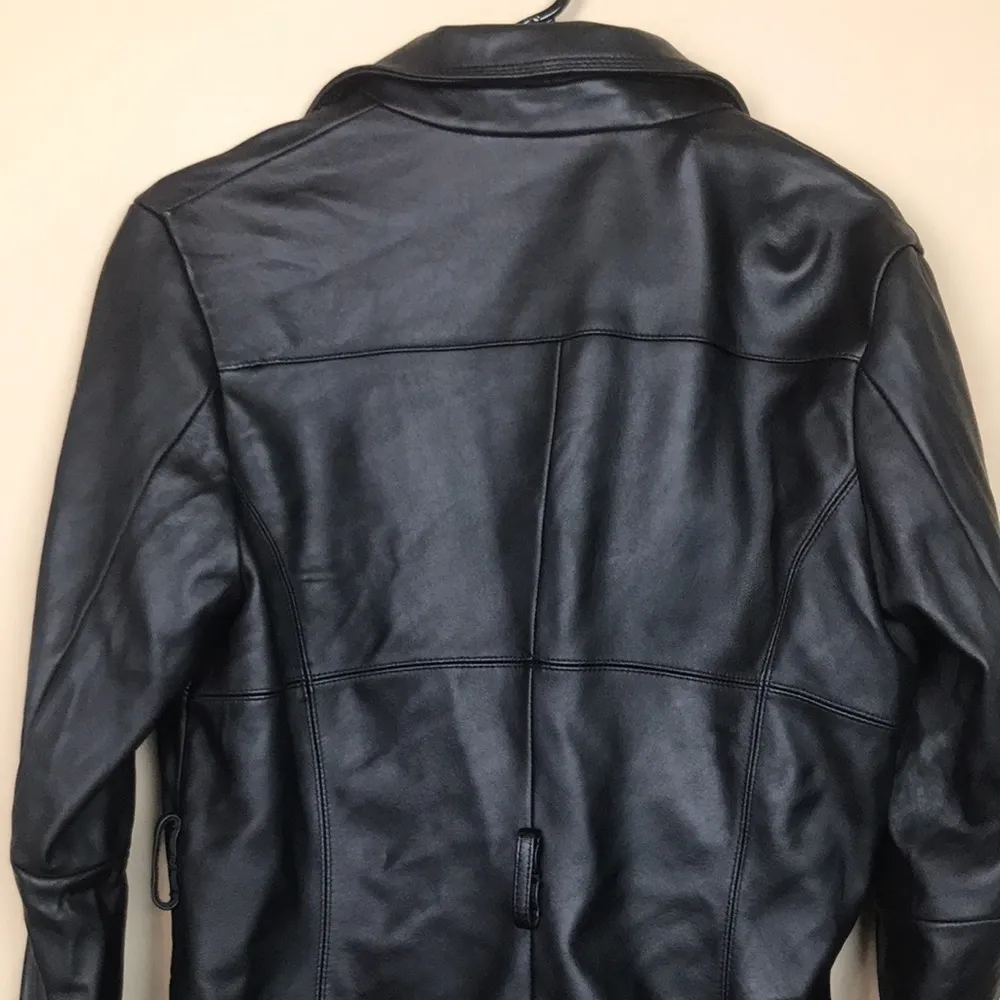 Wilsons Leather Women’s Black Genuine Leather Button-Up Jacket - Image 8