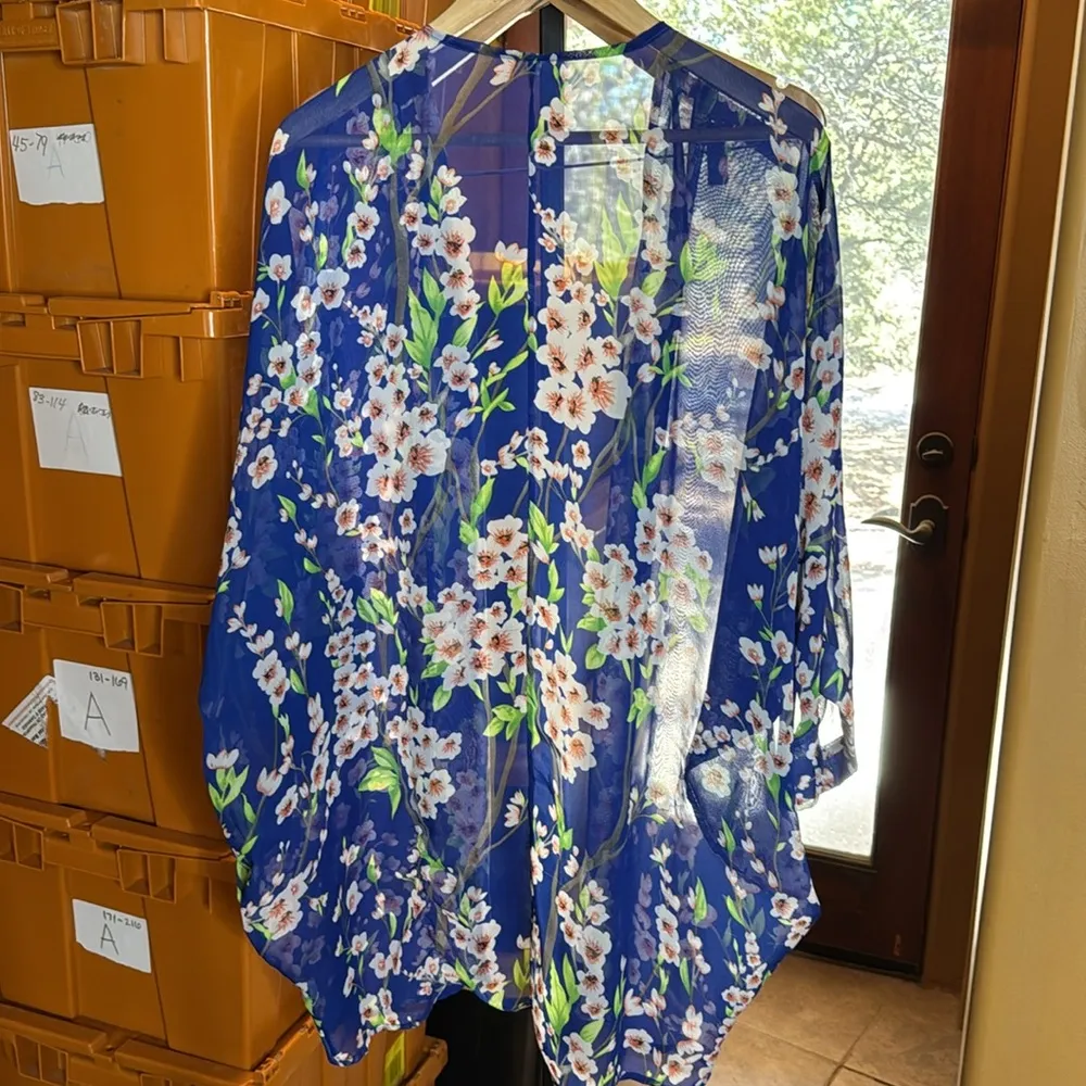 Olrain Beachy Summer Kimono Short Sleeve Sheer Floral Cover Up Size 2X Blue - Image 5