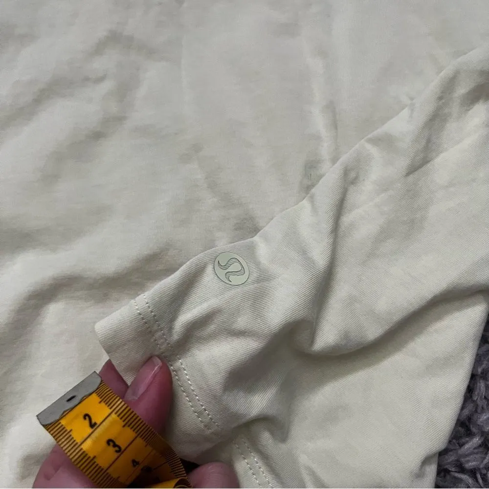 Lululemon all yours tee size 6 - Image 6