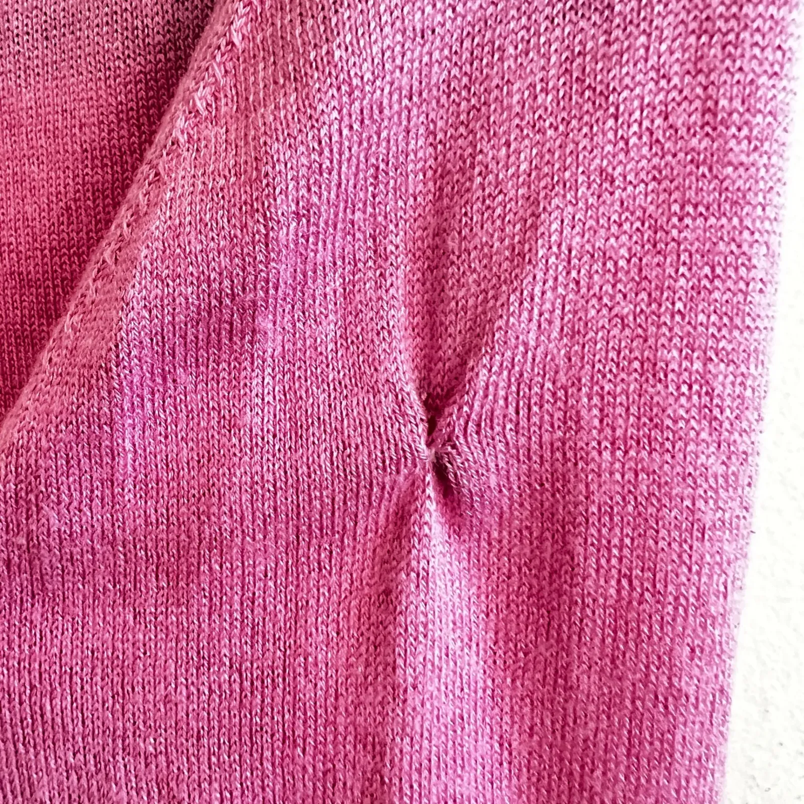 Banana Republic Pink Cashmere Sweater Coquette Classic Soft Girl Preppy Medium - Image 3