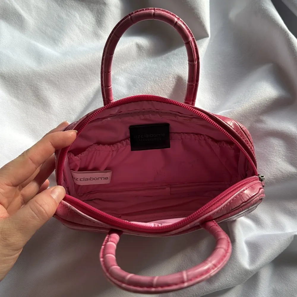 Mini Vintage Pink Faux Alligator Pink Diva Barbie Tiny Handbag Tote - Image 4