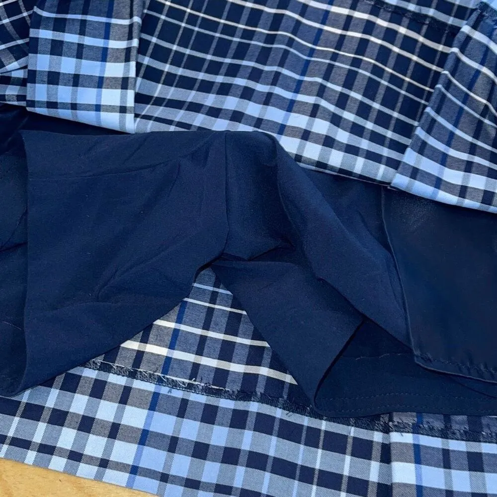 Liz Golf Skort front pockets and one back pocket‎ side zip blue plaid Size 4 - Image 4