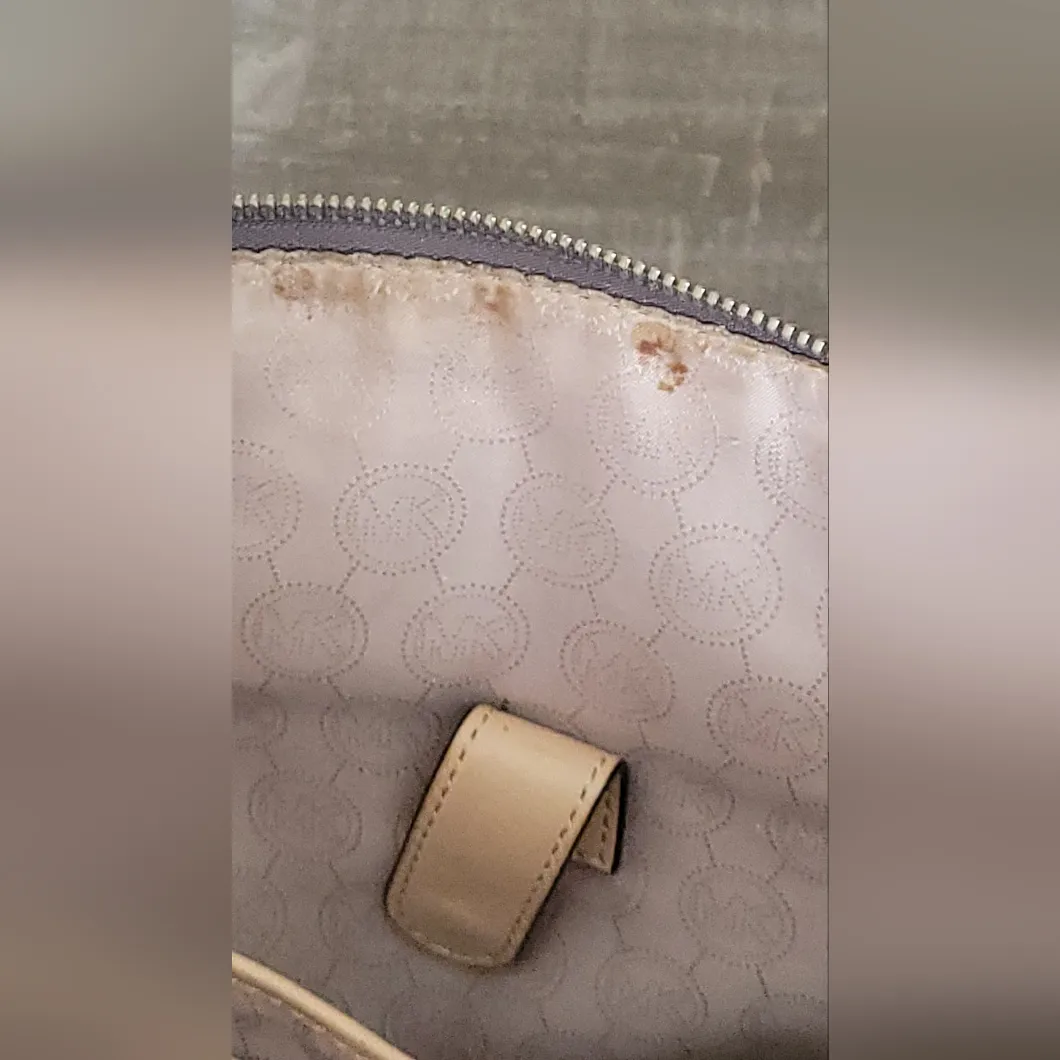 Michael Kors Jet Set Multifunction Large Tote Bag - Image 9