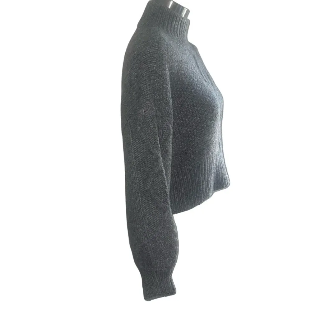 Vero Moda Gray High Neck Cable Knit Cropped Pullover Sweater S/P‎ - Image 4