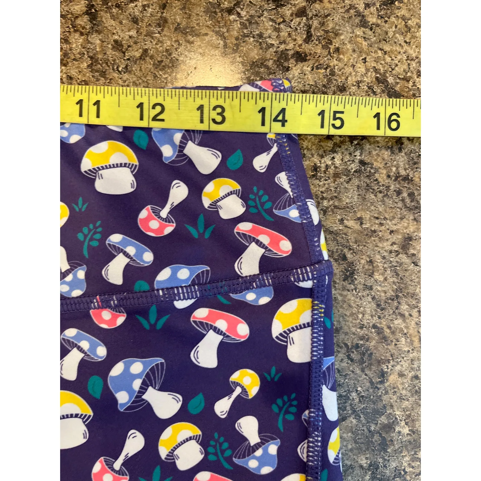 IAB Mfg Mushroom Theme Blue Pink Yellow Bike‎ Shorts Size Medium - Image 6