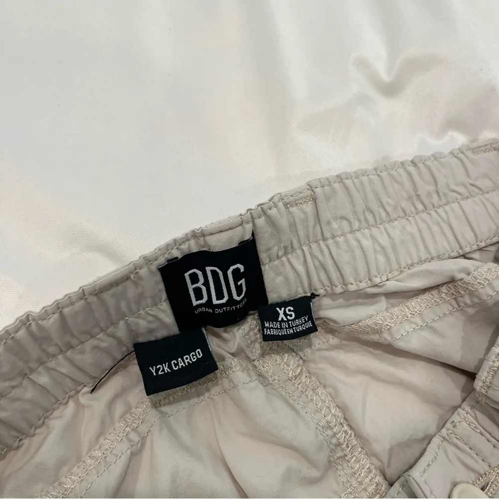 UO bdg y2k cargo pants - Image 3