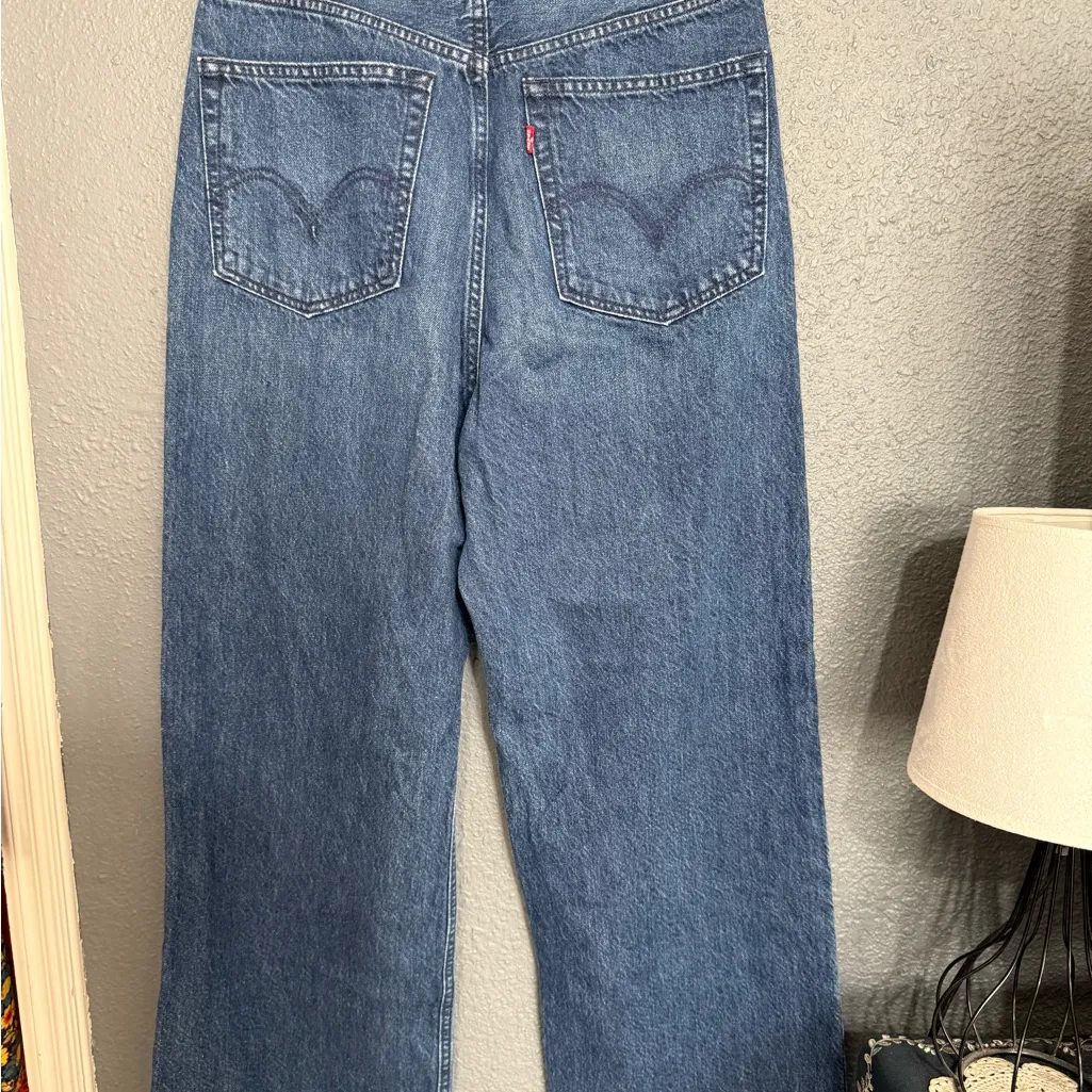 LEVI'S® WELLTHREAD® HIGH LOOSE
WOMEN'S JEANS - Image 5