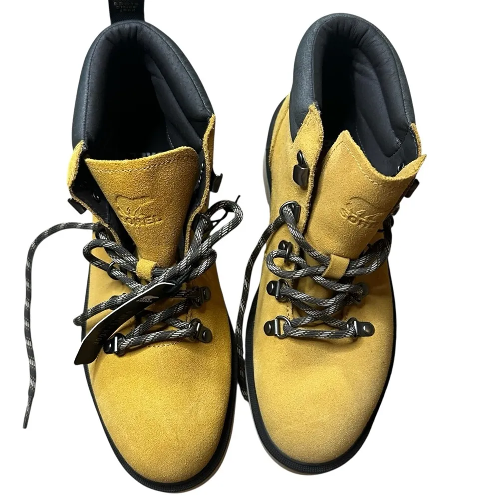 Sorel Women's HI- Line Hiker Boots Size 9 Lace Up Boots Rugged Sole NEW - Image 3