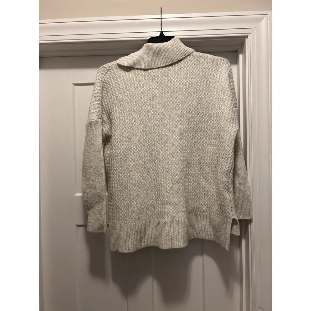 New Madison Grey Warm Gray Textured Knit Turtleneck Sweater Pullover Size Large - Image 6