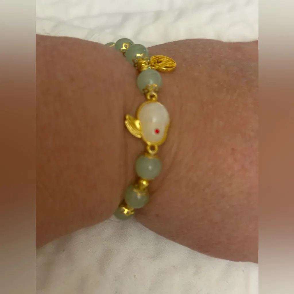 Gold and Green Beaded Bracelet - Image 4