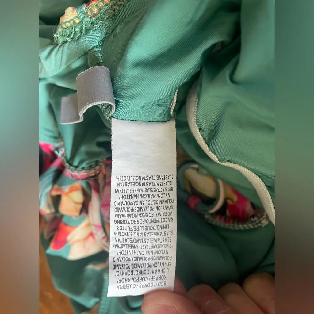 La‎ Blanca Floral Ruffle Off Shoulder One Piece Swimsuit Ruched Size 6 - Image 5