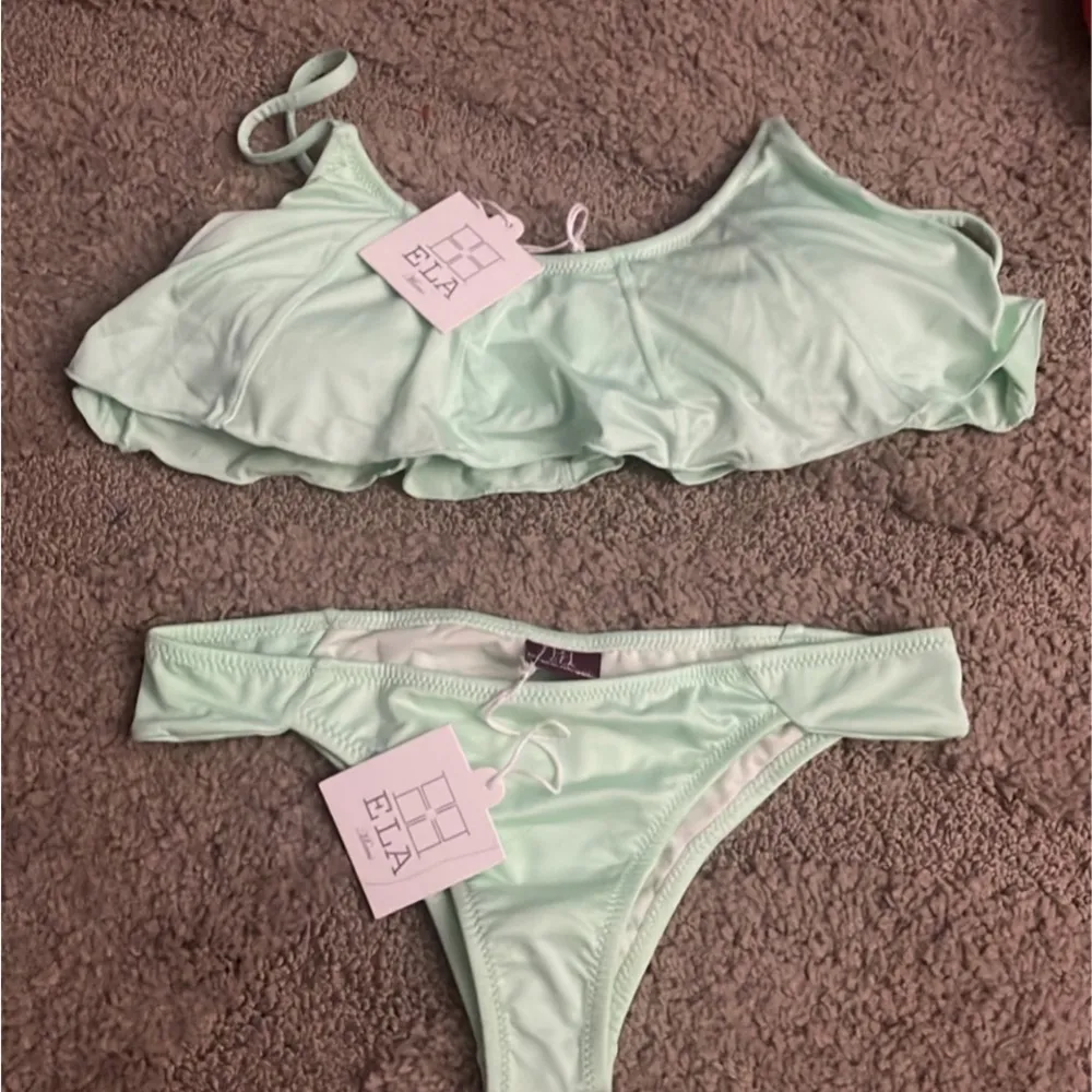 NWT 2 piece bikini set green medium - Image 8