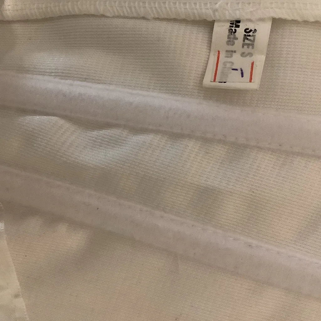Vintage White Size Small Corset Top. Has a Sticker Marking On Back - Image 5