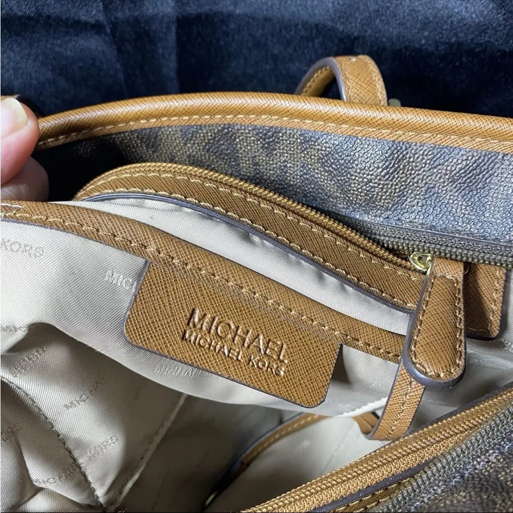 Michael Kors Jet Set Medium Monogram Pocket ToteBag Brown Coated Canvas - Image 12