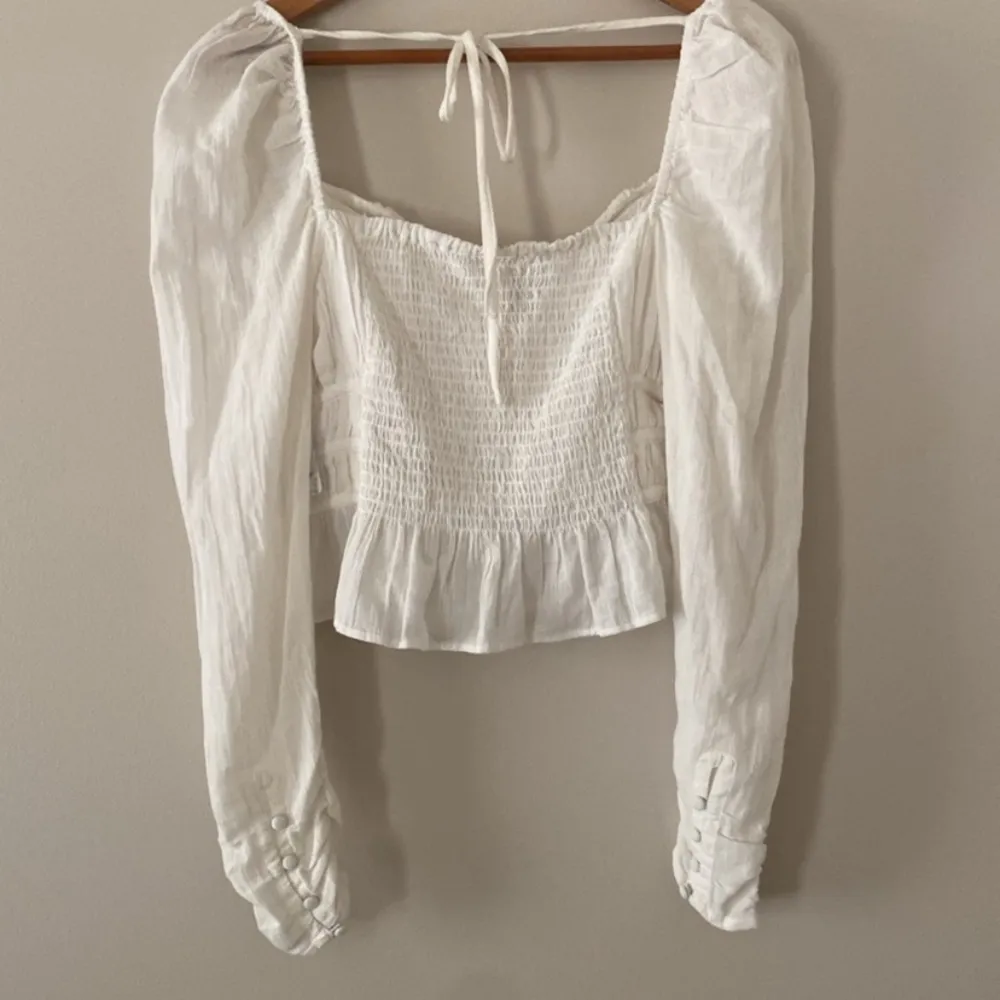 Free People Chloe Ruched Sweetheart Neck Long Sleeve Top Ruffle Hem Cream Size M - Image 4