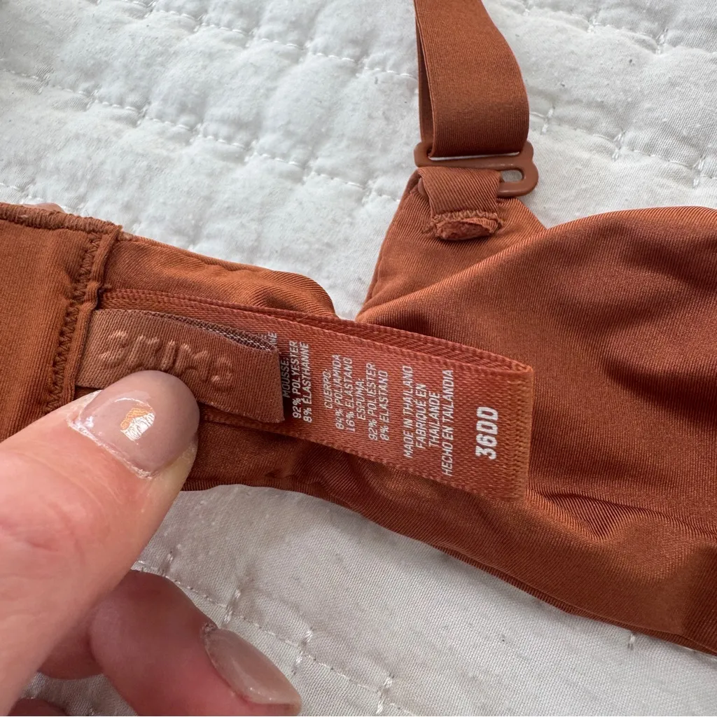 SKIMS Underwire Bra Rust 36DD - Image 7